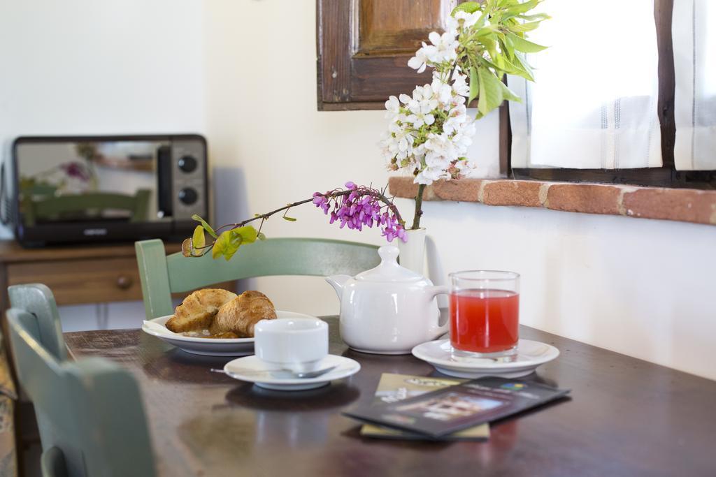 Borgo Delle More Montepulciano Ngoại thất bức ảnh
